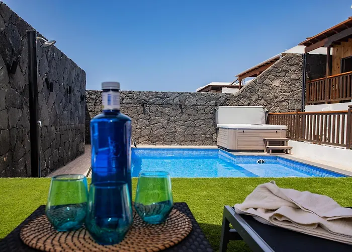 Вілла Casa Blanca *