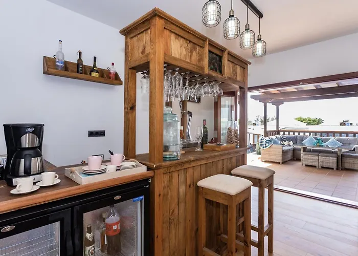 فيلة Casa Blanca